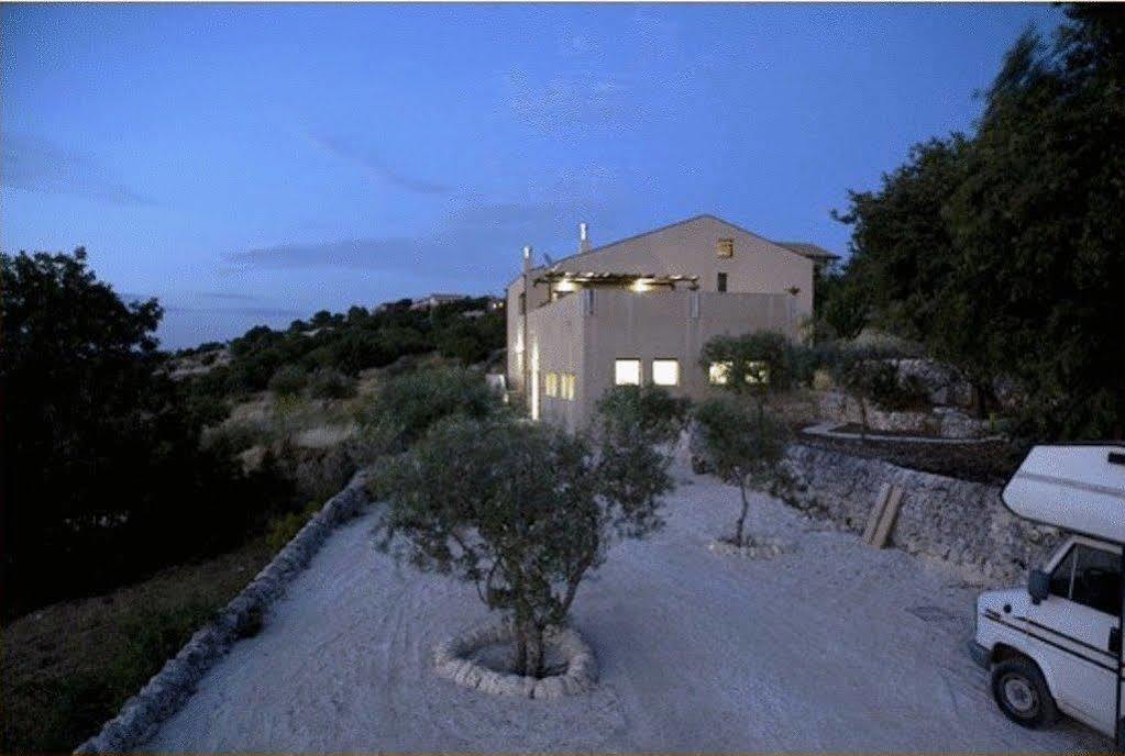 Casa Vacanze Modicarte Exterior photo